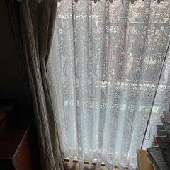 レース付きカーテンの画像