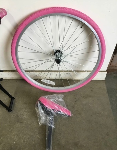 A-72 △ v 岐阜発/ 未使用/ GRAPHIS/ クロスバイク/ 26インチ/ 6段変速/ ペダルなし/ Fリム留め具欠品/ R7.6/22 △