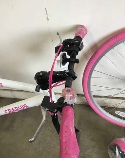 A-72 △ v 岐阜発/ 未使用/ GRAPHIS/ クロスバイク/ 26インチ/ 6段変速/ ペダルなし/ Fリム留め具欠品/ R7.6/22 △