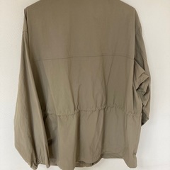 GU ジャケット（薄手）の画像