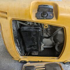 中古ｲﾝﾊﾞｰﾀｰ発電機　ｽﾊﾞﾙ SGi14　￥14,000　の画像