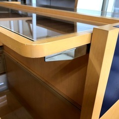 店舗什器　　ガラス棚　　の画像