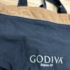 GODIVAミニバッグの画像