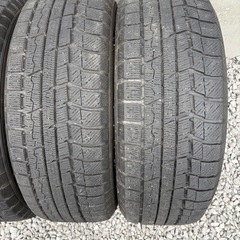 215/60/17冬トーヨーの画像