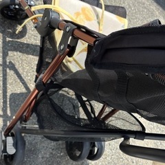 ベビーカー
の画像