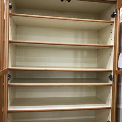 ★リユースのサカイ幸手店★SJ10253★ジモティ割あり★  食器棚 ベージュ W81×D46×H195 クリーニング済み の画像