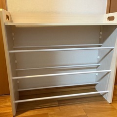 収納ラックおもちゃ箱の画像