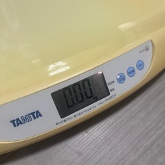 タニタ デジタルベビースケール日焼け有りの画像