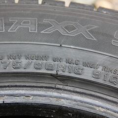 冬タイヤ4本175/8０R16 91Qの画像