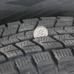 冬タイヤ4本175/8０R16 91Qの画像