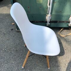 JM20198K)  ナプコ 白椅子＜幅：約46cm 高さ：約82cm 奥行：約39cm＞中古品【取りに来られる方限定】　の画像