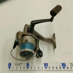 0825-180 SHIMANO スピニングリール NAVI 2000の画像