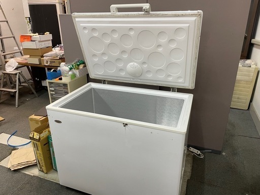 ハイアール　冷凍庫　　319Ｌ