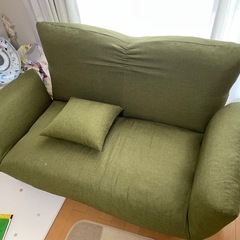 ソファ
の画像