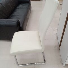リユースのサカイ栃木店★ジモティ割あり★  椅子 ホワイト W47×D56×H102 クリーニング済み TC10380の画像