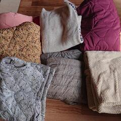 中古　婦人服　カットソー、ズボン、上着などの画像
