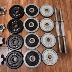 ジムチェアとダンベルセット。20kgの画像