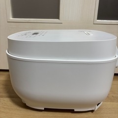 高年式！山善　炊飯器　5合の画像