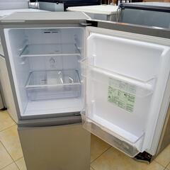 リユースのサカイ太田店★ジモティ割あり★ AQUA 冷蔵庫 126ｋｇ 22年製 ／クリーニング済み OJ10690の画像