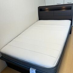 ニトリ 跳上収納セミダブルベッド ＋ Nスリープマットレス付きの画像