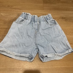 小学生の服の画像