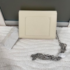 未使用品✨ショルダーバッグ チェーンショルダー カードケース付きの画像