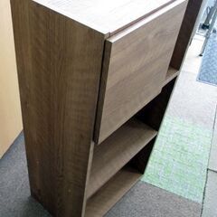 3段カラーボックス フリーラック 収納棚 扉付き 幅458×奥行308×高さ898mm ブラウン 棚 可動式棚 上段2列 一部背面無し 本棚 札幌 北20条店の画像