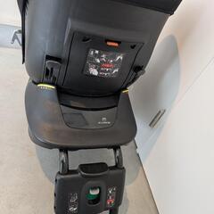 エールべべ　クルットNT　チャイルドシートの画像