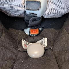 エールべべ　クルットNT　チャイルドシートの画像