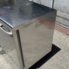 【動確済み】2019年 ホシザキ 業務用冷蔵庫 RT-90MNCG 単相 100V 157L 900×600×800 台下冷蔵庫 1ドア 厨房 コールドテーブル 大阪の画像