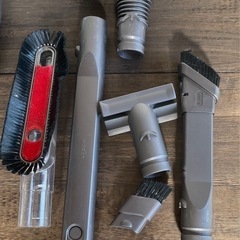 Dyson キャニスター掃除機 ダイソン掃除機　DC26 ブルー アタッチメント6点セットの画像