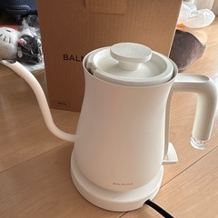 【2022年製】BALMUDA バルミューダ　電気ケトル　ホワイト　703の画像