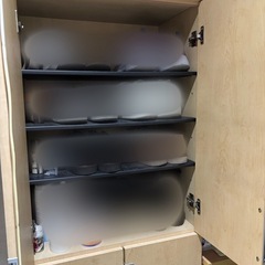 【右側はお譲り先決まりました】靴箱２つの画像