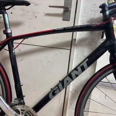 GIANT ESCAPE RX クロスバイク ブラック/レッド の画像