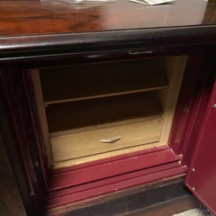 金庫　棚　家具の画像