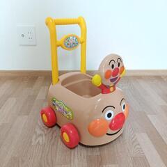 アンパンマン　足蹴り車　足けり車　カート　ショッピングカート　乗用玩具　手押し車　ミニーちゃんのカートもあります♪　他にも足蹴り車多数あり💓✨️の画像