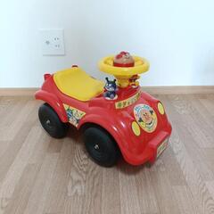 アンパンマン　足蹴り車　足けり車　カート　ショッピングカート　乗用玩具　手押し車　ミニーちゃんのカートもあります♪　他にも足蹴り車多数あり💓✨️の画像