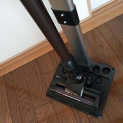 充電式サイクロンスティッククリーナーの画像