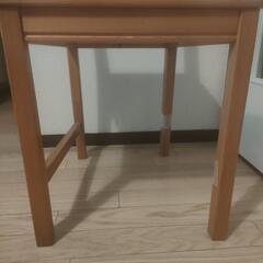 IKEA　椅子　破損ありの画像