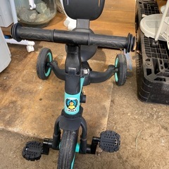 三輪車の画像