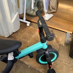 三輪車の画像