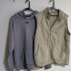 【アンダーアーマー他】パーカー、Tシャツ、まとめての画像