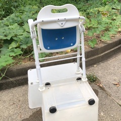 山善　コンフォート　折りたたみシャワーチェアの画像