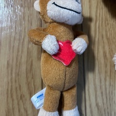 おさるのジョージ２体セット　の画像