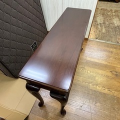 ＊ジャンク品＊ アンティーク調 家具 ボンベイカンパニー コンソールテーブル サイドテーブル 猫脚の画像