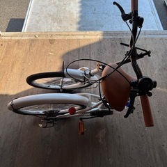 折りたたみ自転車の画像