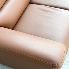 A594J◇美品◇ニトリ◇合成皮◇ゆったり2人掛け◇幅158cm◇ブラウン◇木製脚の画像