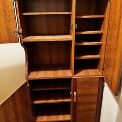 木製のステキな靴箱鏡付きの画像