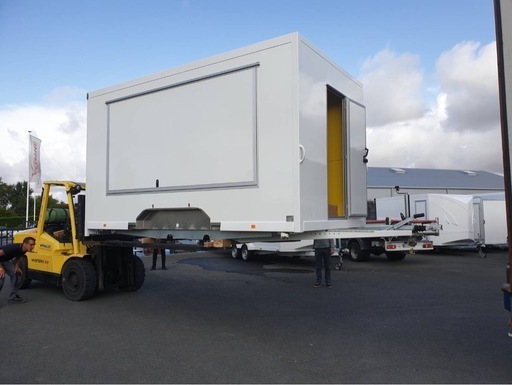 キッチンカー(トレーラー))