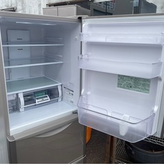 日立　HITACHI　ノンフロン冷凍冷蔵庫　R-S2700GV　3ドア　265L　製氷機能付き　右開き　真空チルドルーム　稼働確認済　中古　③の画像